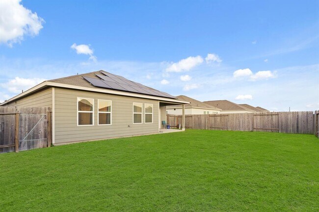 Building Photo - 6306 Highland Trl Dr