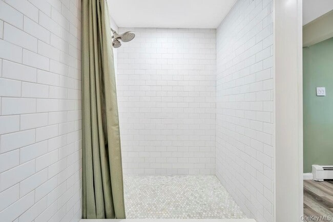 Building Photo - 62 Forest Ave