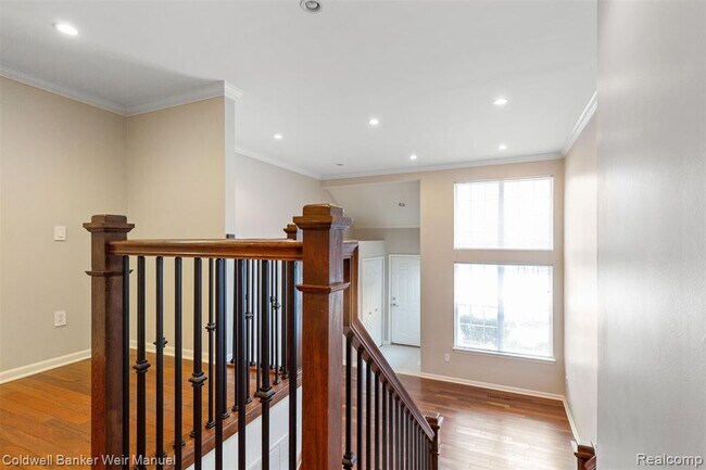 Building Photo - 1566 Maryland Club Dr