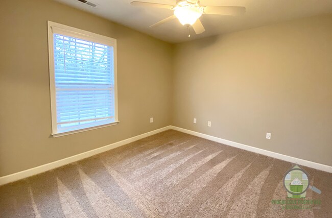 Building Photo - 9 Jude Ct