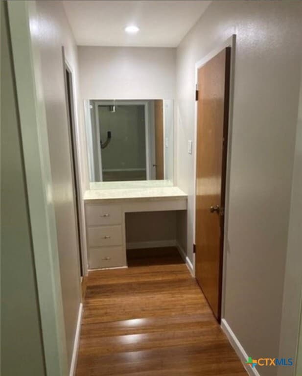 Building Photo - 200 Uecker Dr