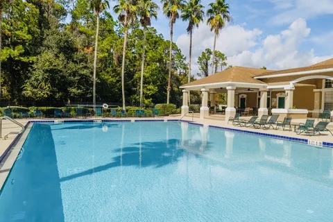 Building Photo - 10550 Baymeadows Rd