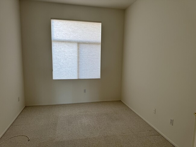 Building Photo - 78655 Golden Reed Dr