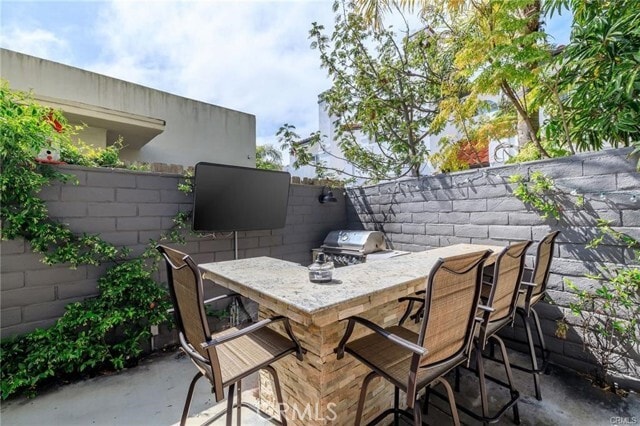 Building Photo - 307 N Broadway