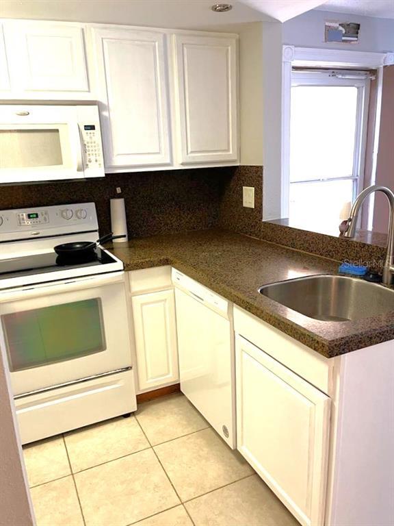 Building Photo - 596 Orange Dr