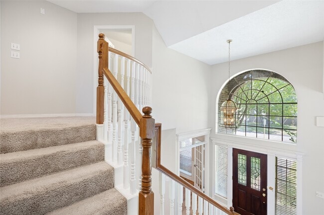 Building Photo - 13135 Finch Brook Dr
