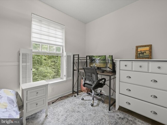 Building Photo - 7729 Patuxent Oak Ct
