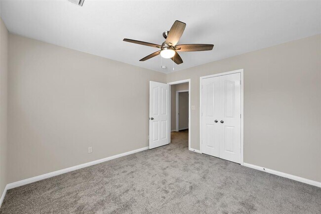Building Photo - 9020 Zapata Way