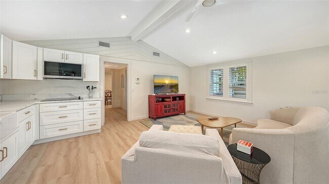 Building Photo - 3708 Sandspur Ln