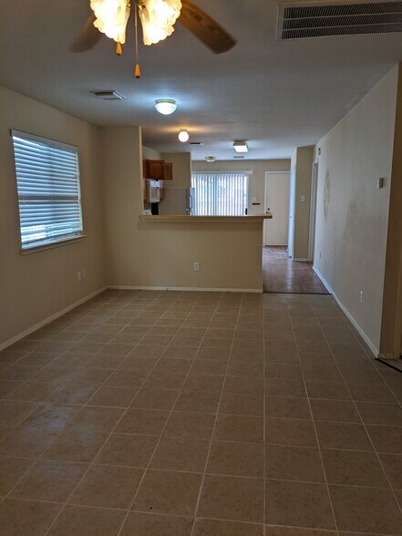 Living room/Dining room - 6120 Lone Prairie Way