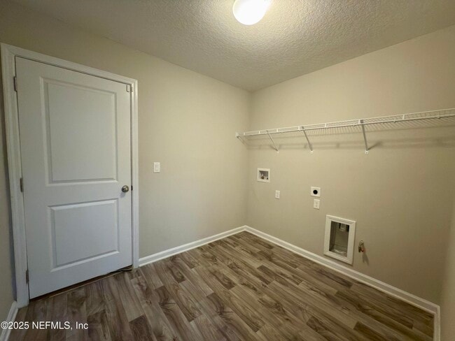 Building Photo - 3079 Greywood Ln