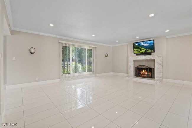 Building Photo - 2100 Westlund Dr