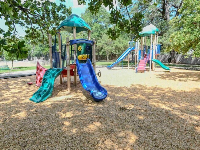 Building Photo - 5305 Park At Woodlands Dr
