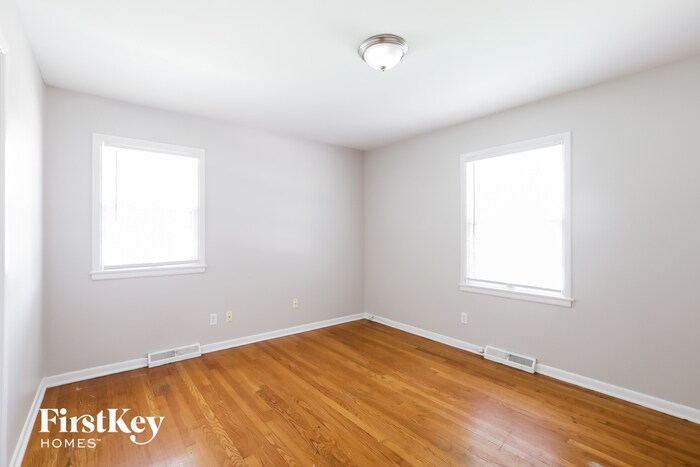 Building Photo - 8310 Kentucky Ave