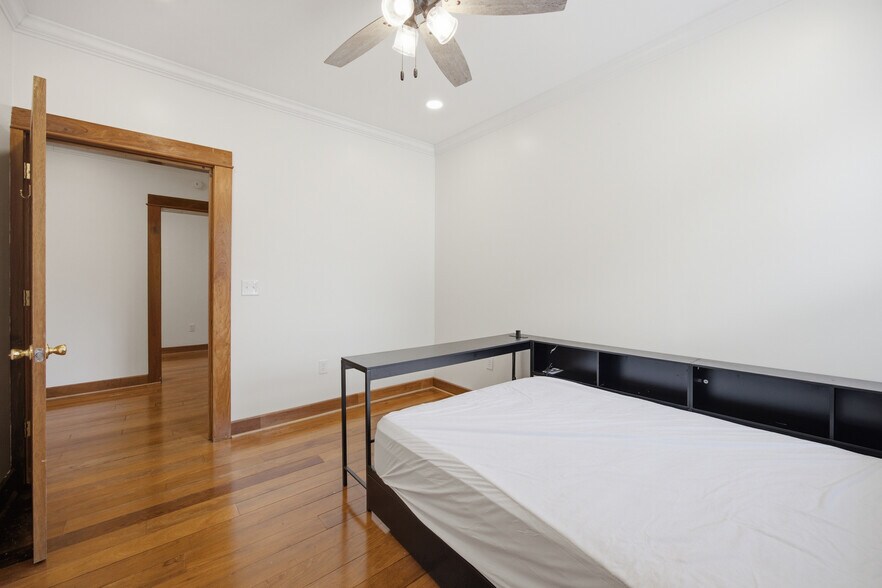 Building Photo - 823 McCallie Ave