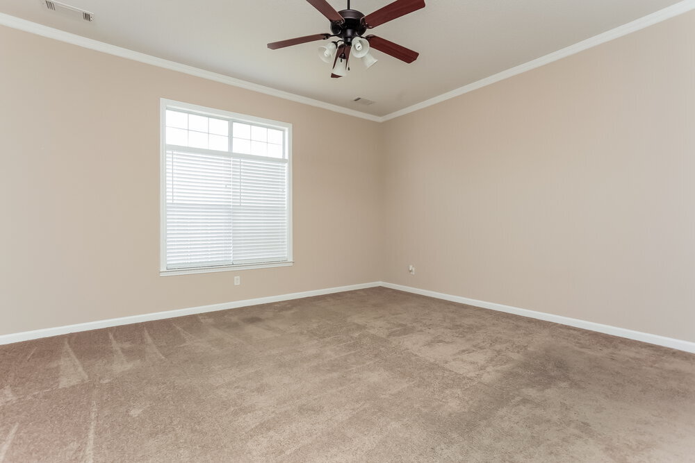 Building Photo - 2770 Hidden Falls Dr