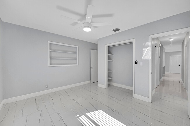 Building Photo - 1181 SW 4th Terrace