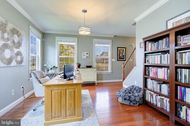 Building Photo - 3104 Lawrin Ct