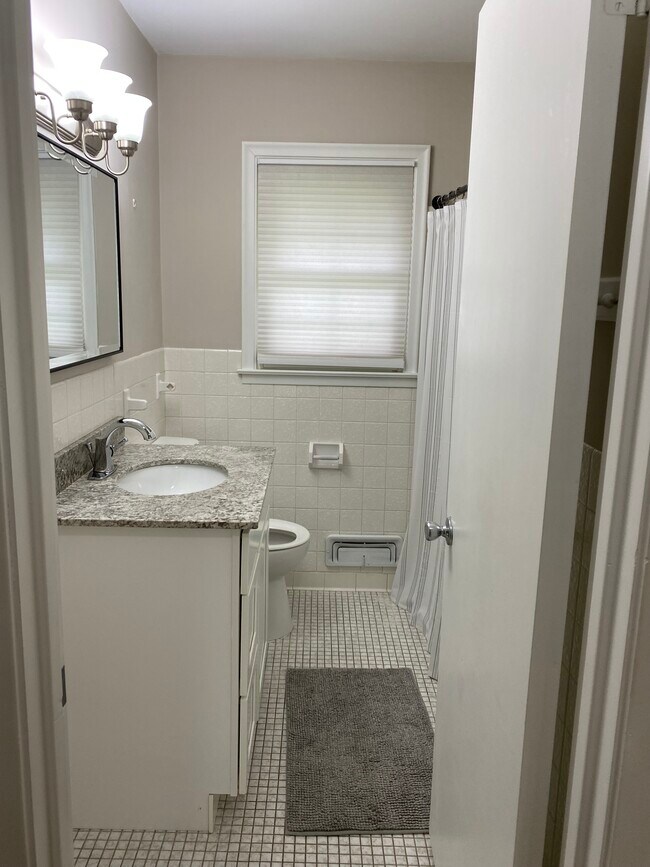 Bathroom - 8430 Goodview Ave S