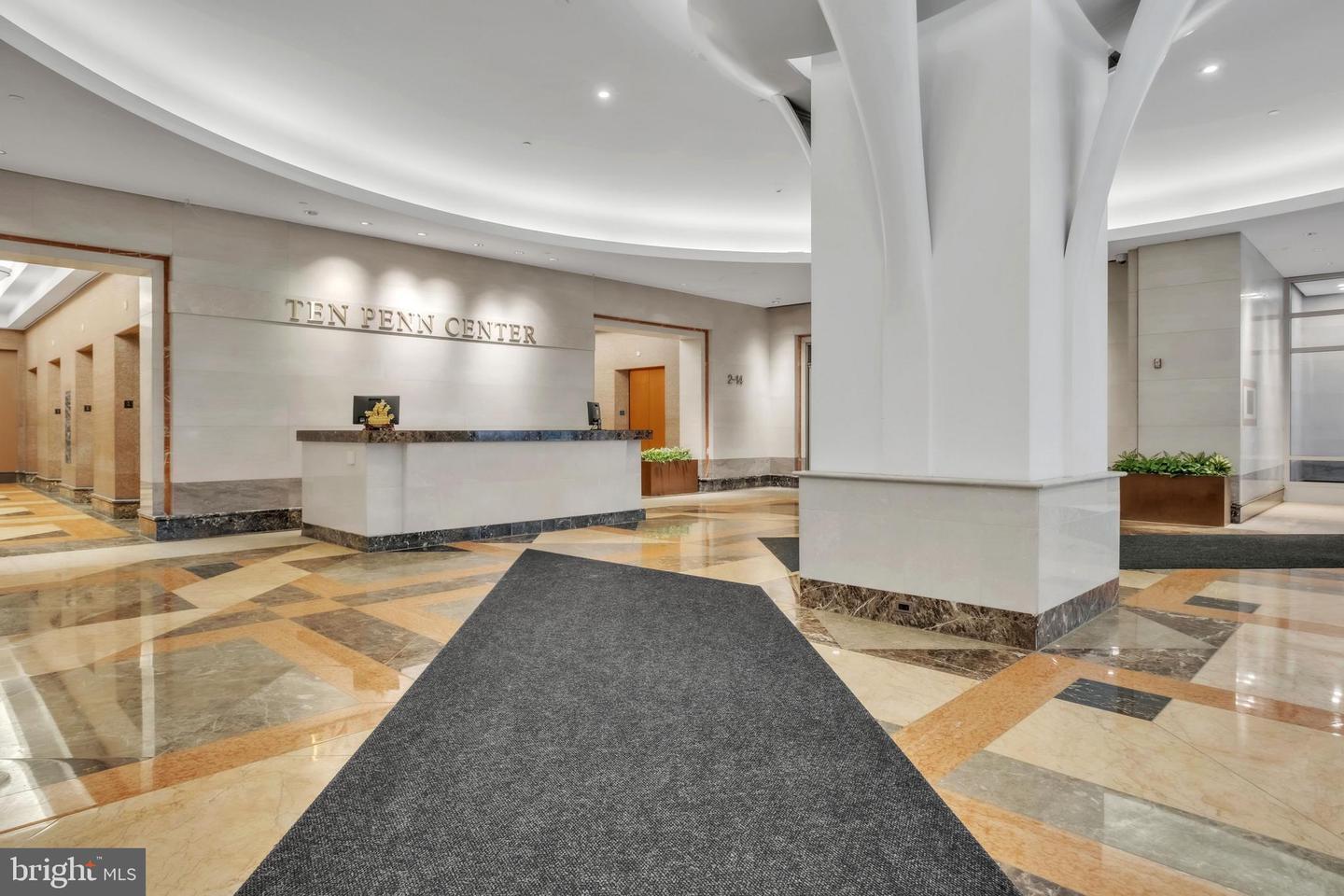 Building Photo - 1801 Market St