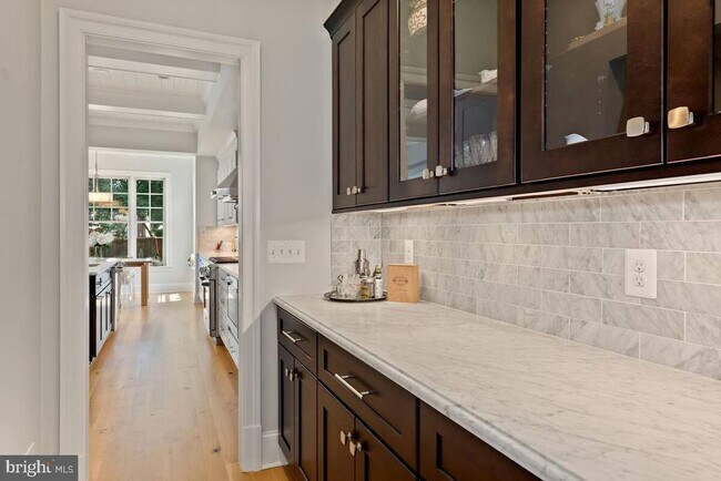 Building Photo - 4917 Bayard Blvd