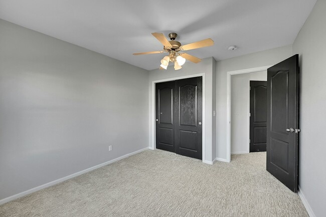 Building Photo - 6859 S Biloxi Ct