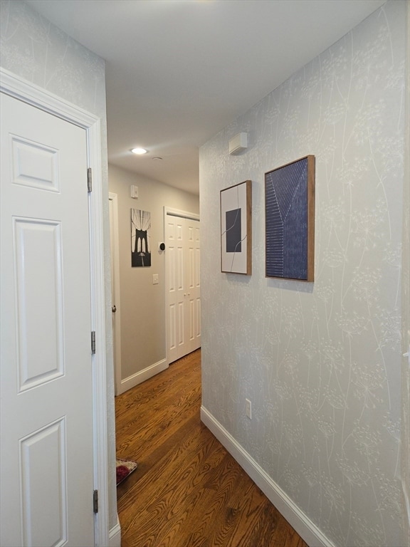 Building Photo - 306 Maverick St