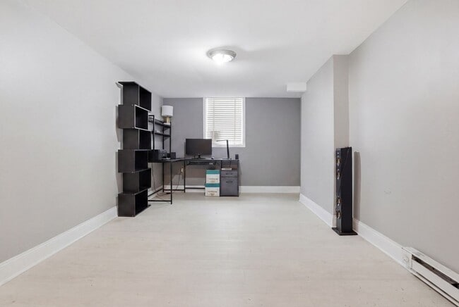 Building Photo - 3015 N 5th St