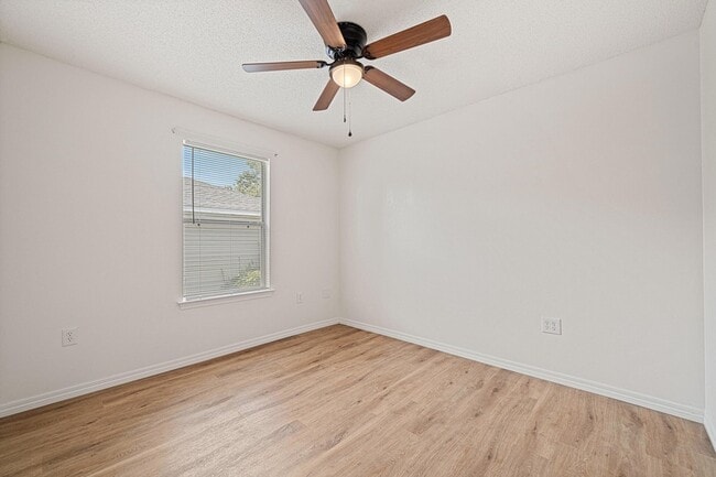 Building Photo - 8517 High School Blvd