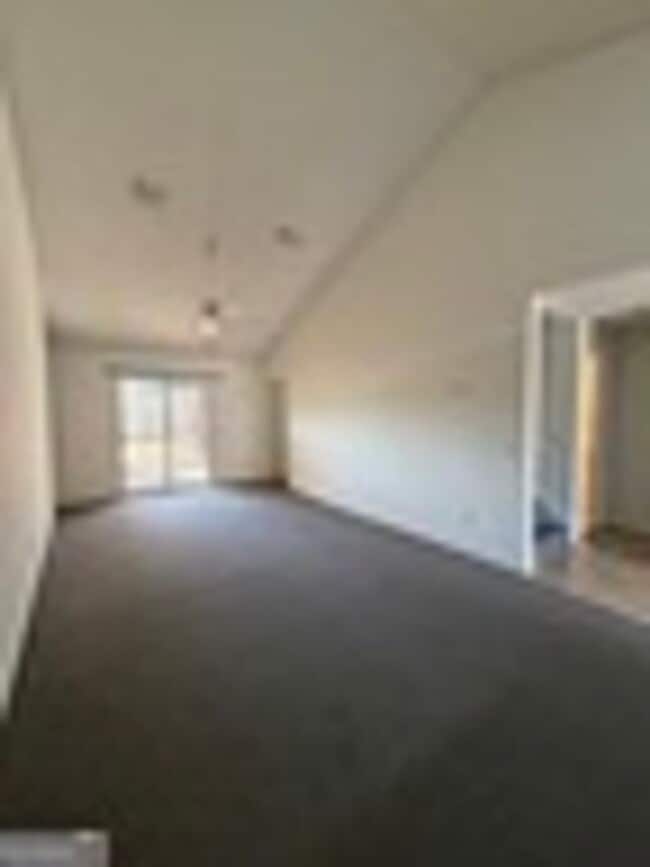 Building Photo - 303 Madison Ave