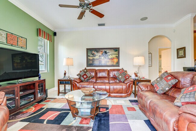 Building Photo - 1488 N Lavina St