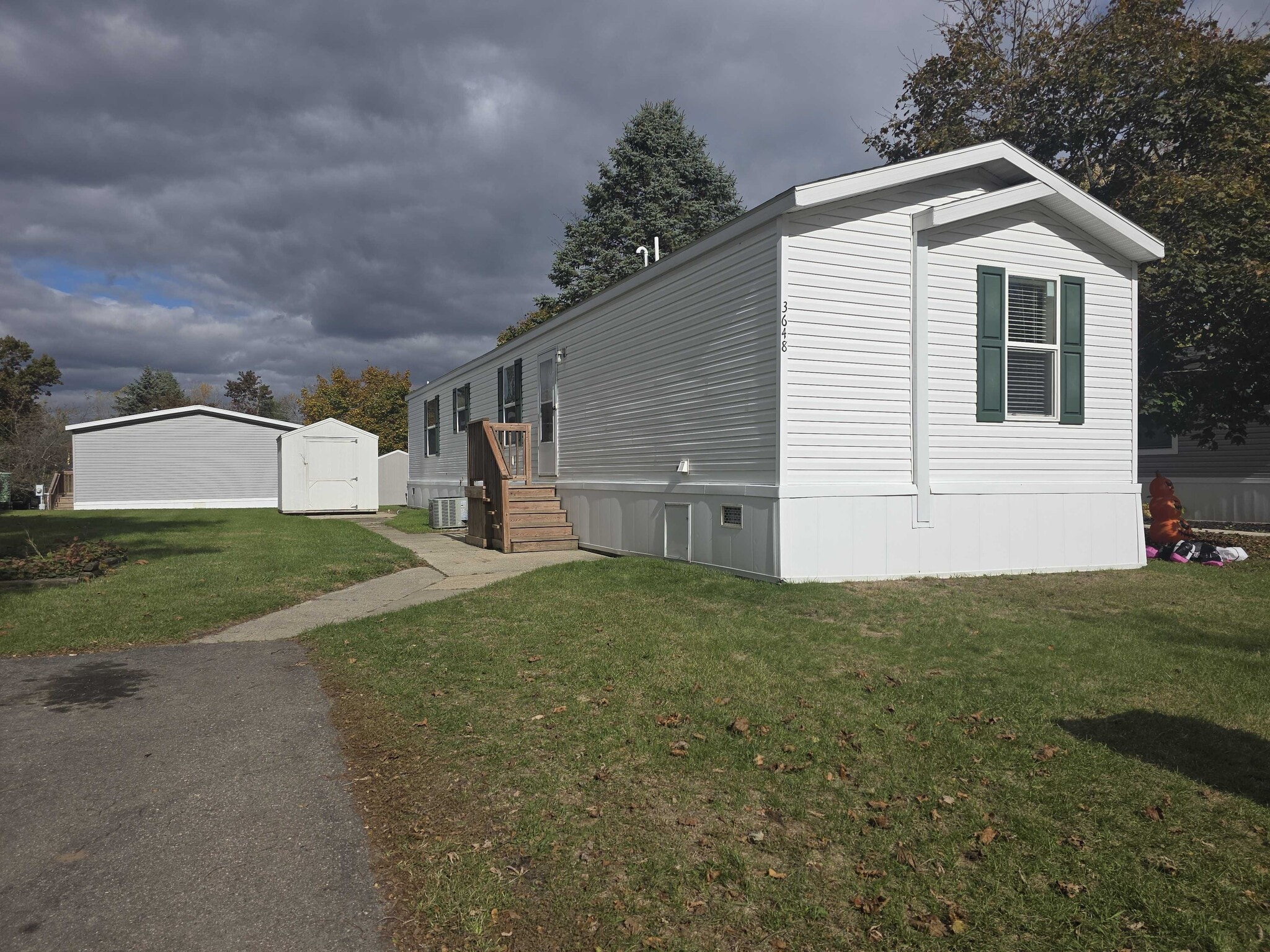 Building Photo - 3648 Chestnut St