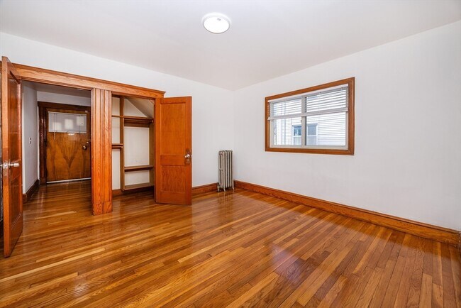 Building Photo - 17 Puritan Rd