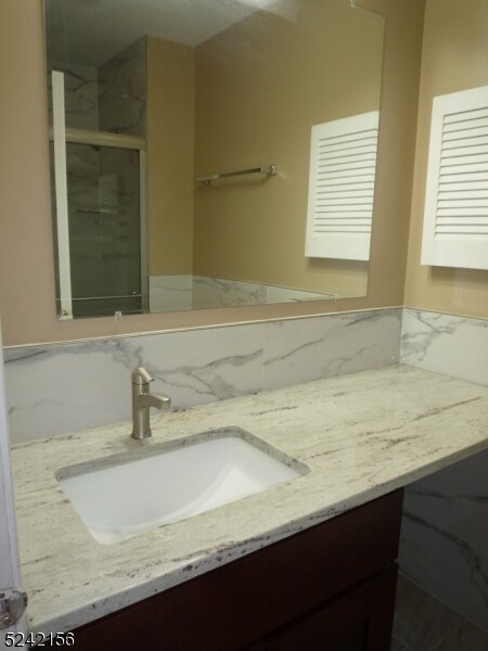 Building Photo - 388 Cotswold Pl