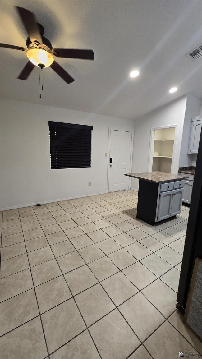 Building Photo - 1602 San Francisco St