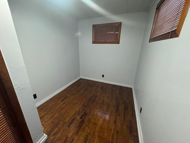 Building Photo - 32 Virginia-S