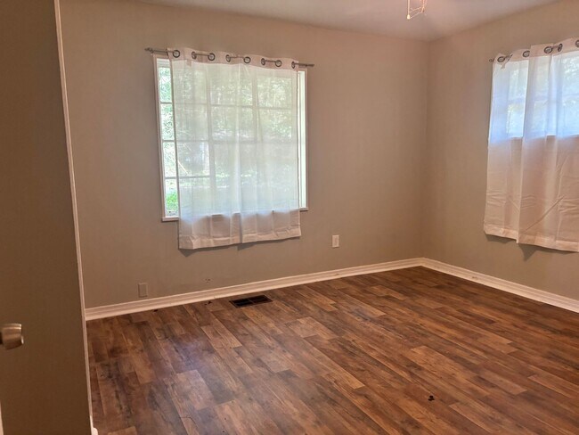 Building Photo - 3251 Corey Dr