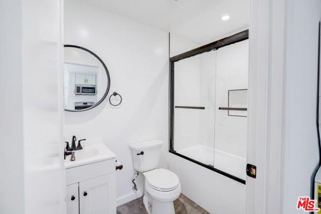 Building Photo - 19924 Welby Way