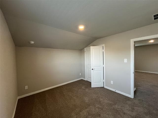 Building Photo - 945 Summer Dr