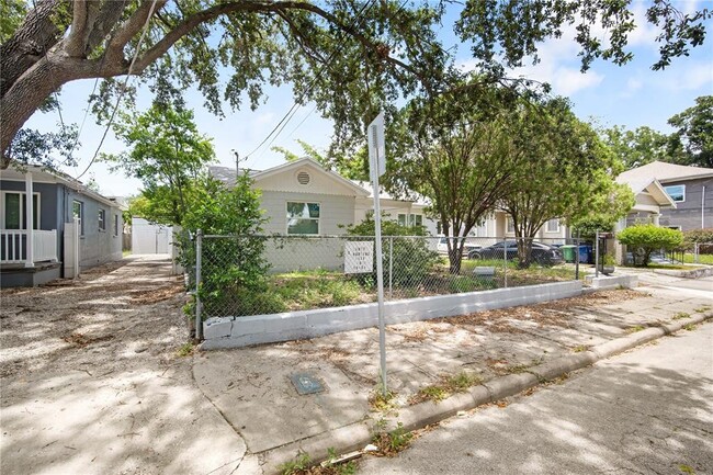 Building Photo - 2910 N 17th St