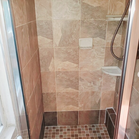 Building Photo - 1516 Clarkson St