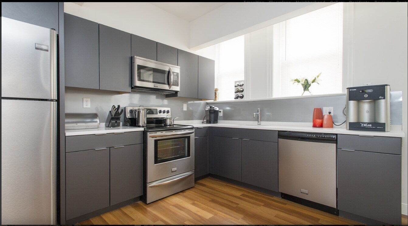 Building Photo - 75 Brainerd Rd