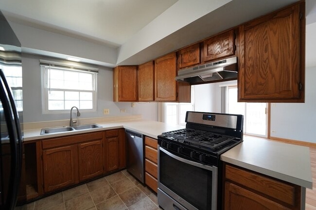 Building Photo - 1008 Southbridge Ln
