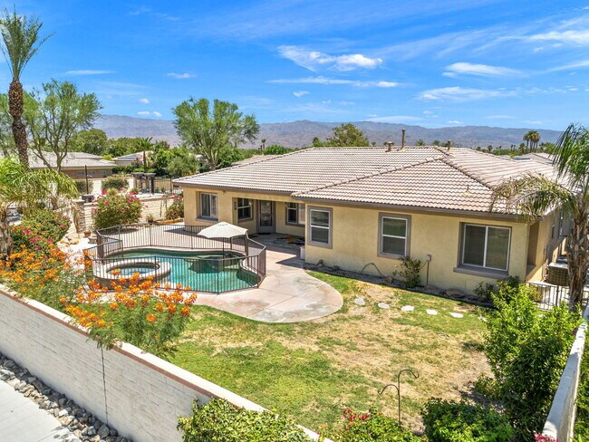 Building Photo - 145 Bellini Way