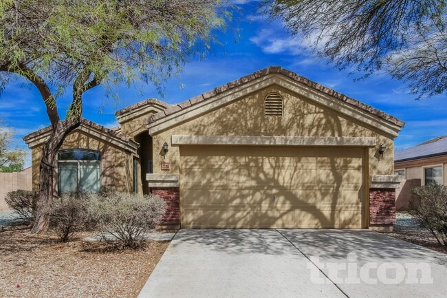 Building Photo - 23764 Grove St