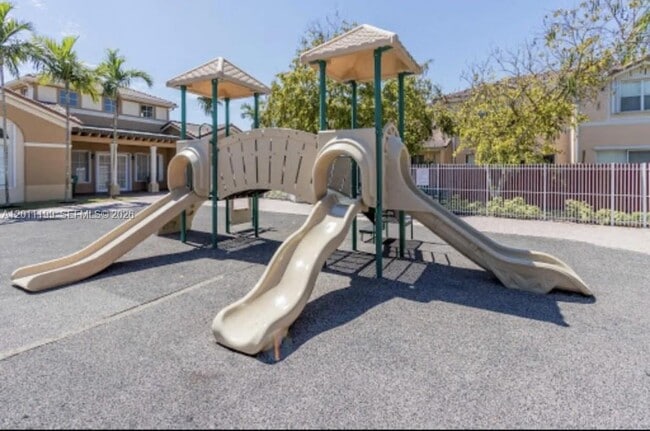 Building Photo - 12450 SW 125th Terrace