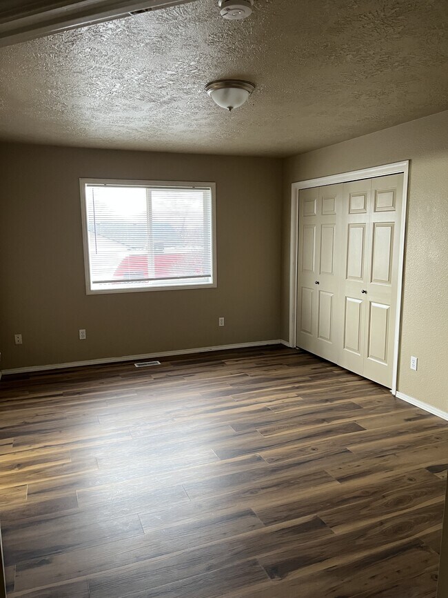 Building Photo - 8776 W Mediterranean Ct