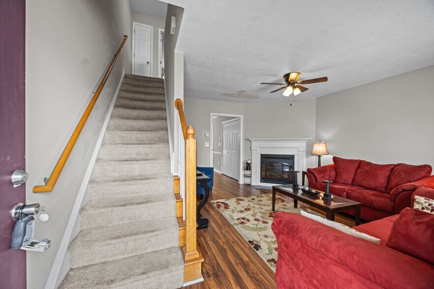 Building Photo - 3809 E Vancroft Cir