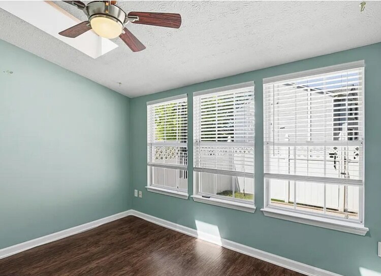 Building Photo - 912 Jessicas Ln