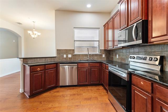 Building Photo - 8744 Iron Horse Dr